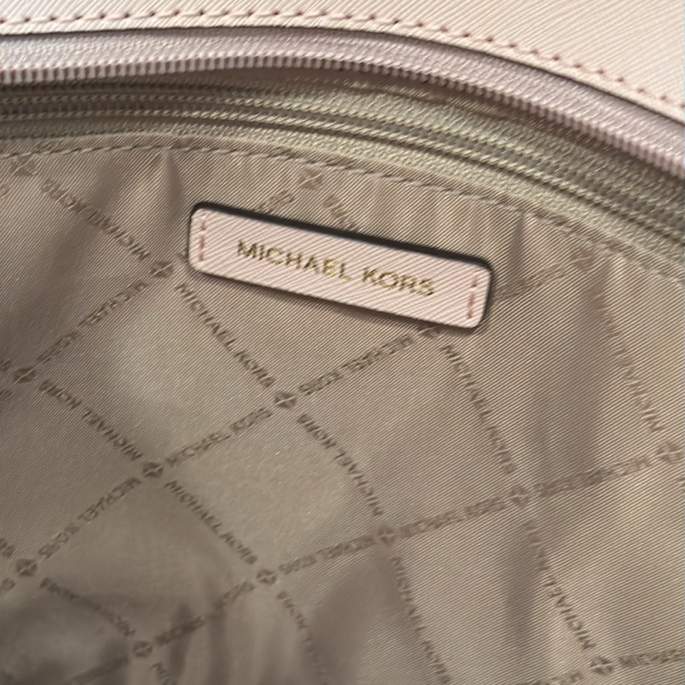 Michael Kors Tote Jet Set Large Pink Leather Travel Work Bag - Picture 16 of 17